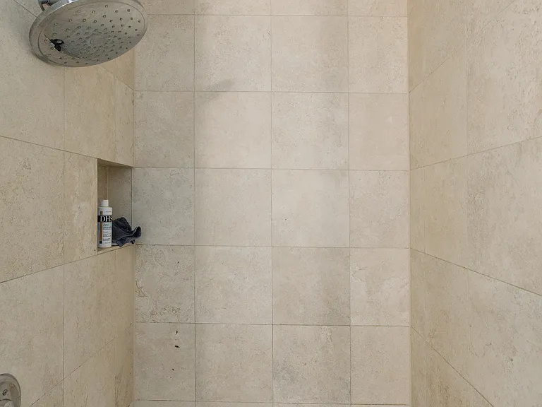 2451 N Clybourn Ave #8 — Photo 10