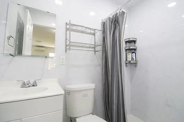 Rented by Nest Seekers International | media 8
