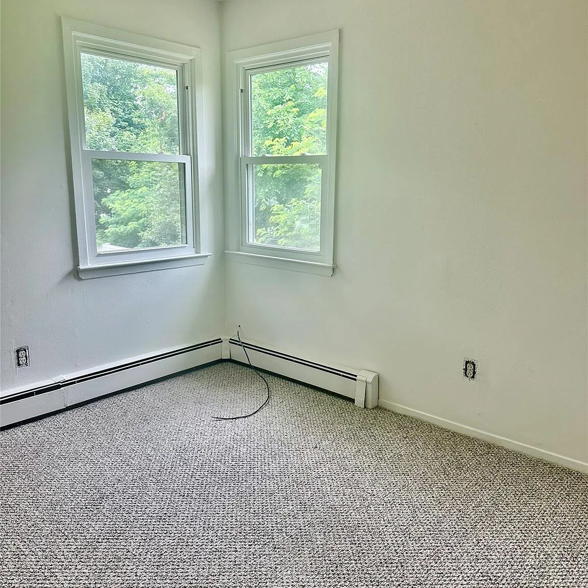 2 bed, 1.0 bath, 1728 sqft, $2,450 — Photo 4