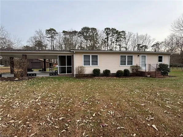 156 Collins Rd, Suffolk, VA 23438