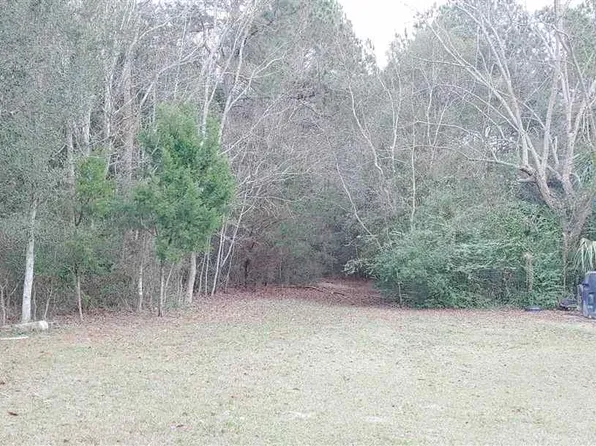 Bridget Ln, Pensacola, FL 32526