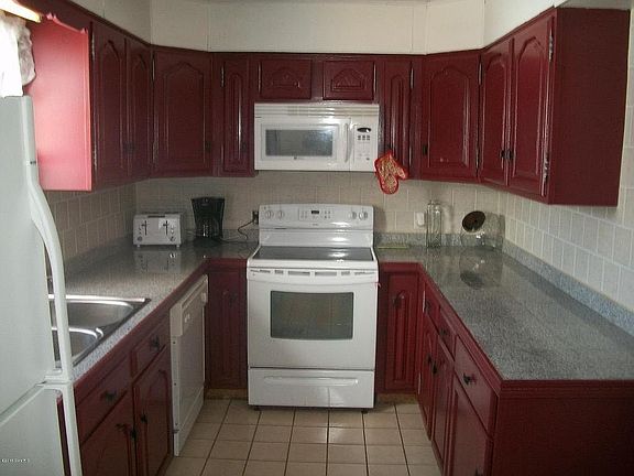 3rd image of 186 23rd St N