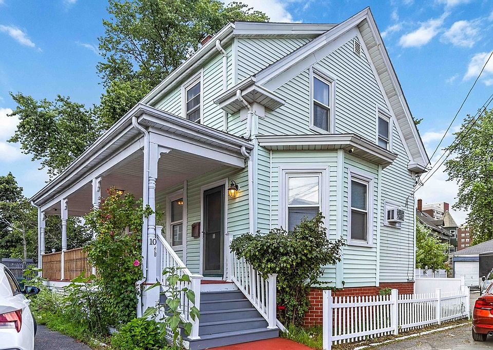 1st image of 10 Cobbet Pl
