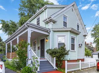 10 Cobbet Pl, Lynn, MA 01902