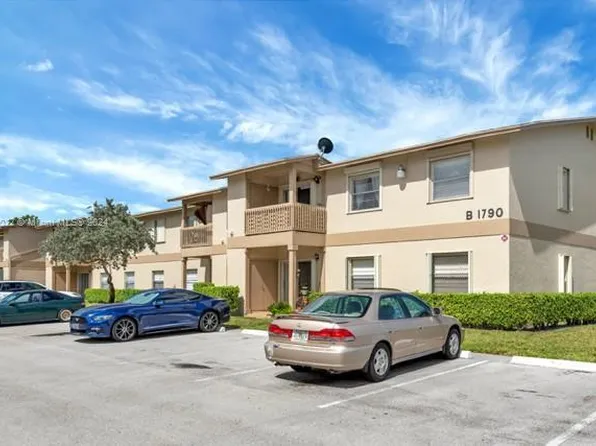 1790 Abbey Road #104, West Palm Beach, FL 33415