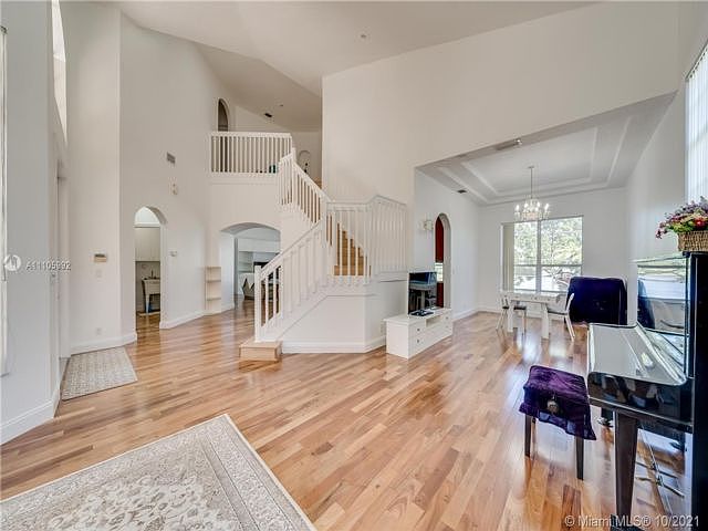 1st image of 2663 Oakbrook Dr #2663