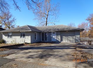 2428 Stewart Ave, Kansas City, KS 66104