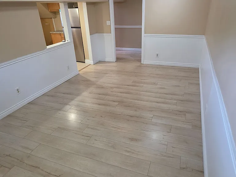 187 Septonne Ave #LOWER LEVEL — Photo 13