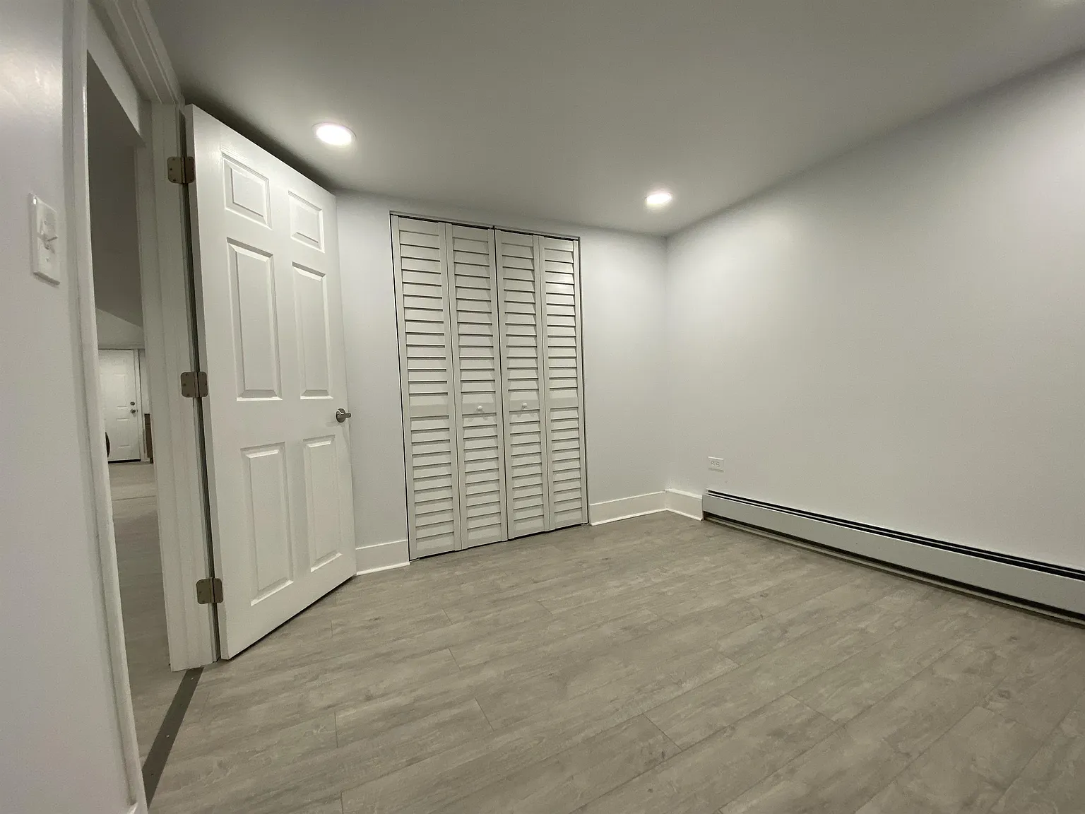3921 North Sawyer Avenue - Garde... — Photo 2