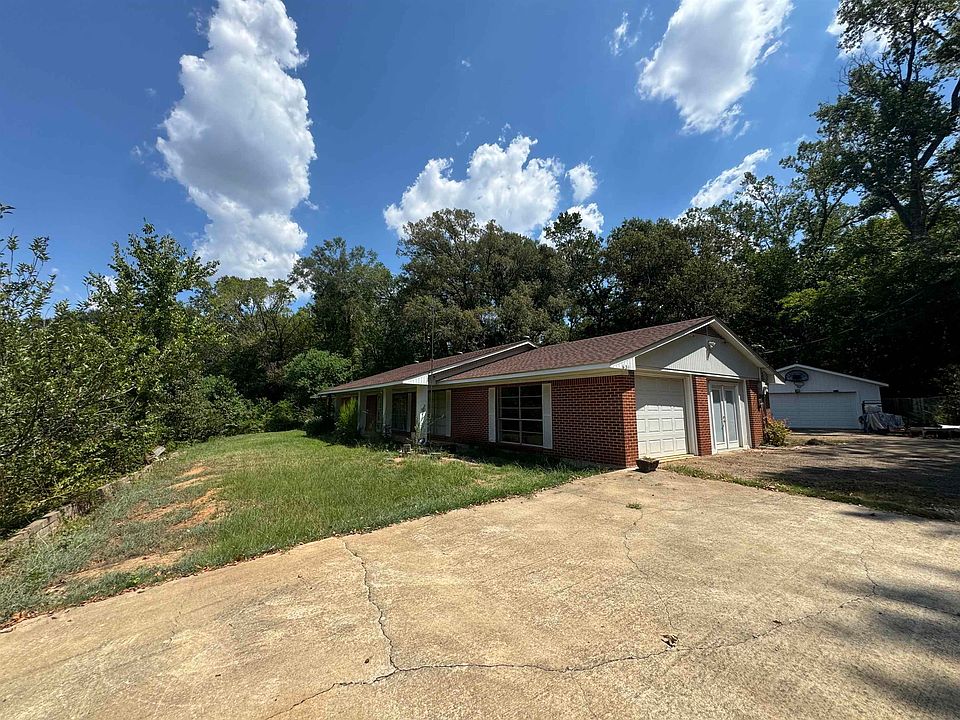1st image of 631 Del Monte Place Rd