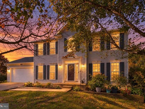 6808 Omega Ct, Fredericksburg, VA 22407
