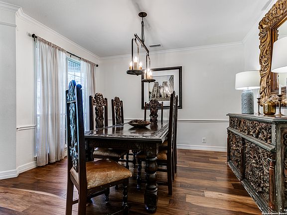 4th image of 1306 Durbin Way
