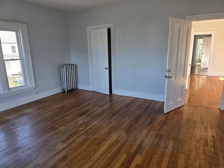 147 Pearl St #2 — Photo 11