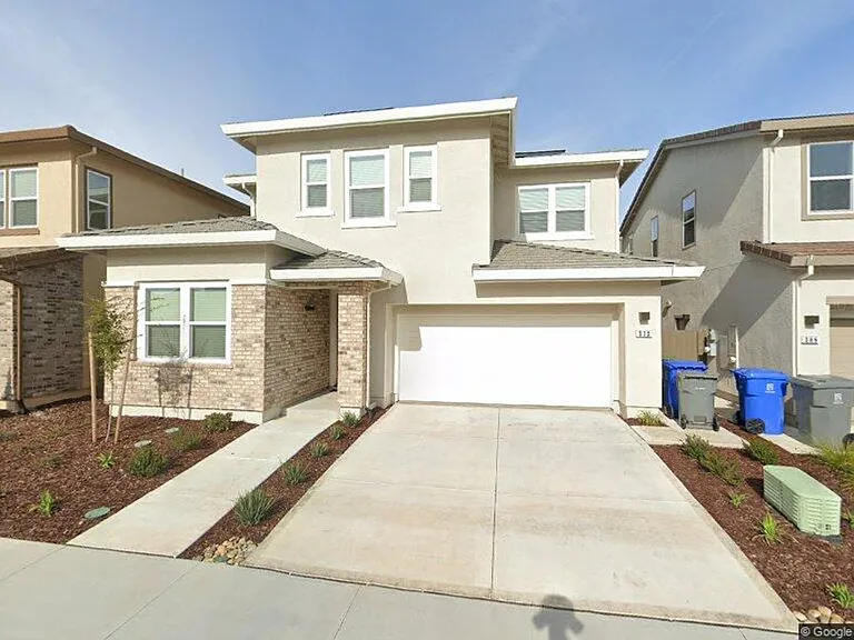 312 Chan Ct — Photo 1
