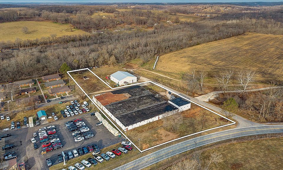 1st image of 504 Airport Rd