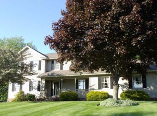 31 Linda St, Tallmadge, OH 44278