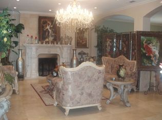 9800 Lesterford Ave, Downey, CA 90240