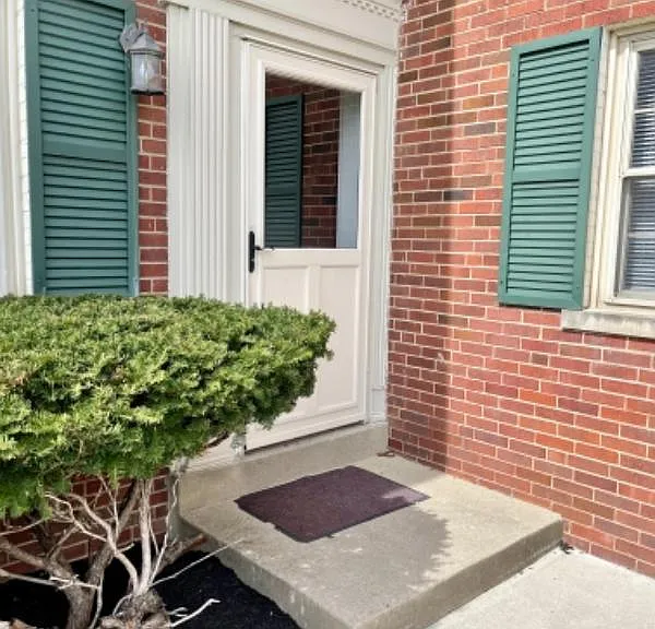 Front Door to 1106 Sells Ave, Grandview Ohio