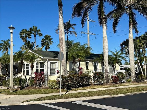 4th image of 1671 Diamond Lake CIR