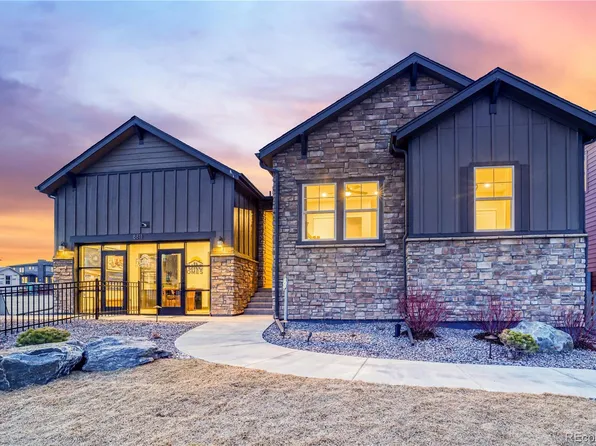 8811 Hotchkiss Street, Littleton, CO 80125