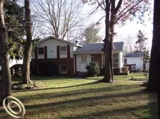 45011 Robson Rd, Van Buren Township, MI 48111