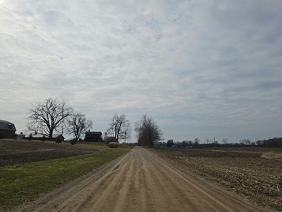 4th image of 11491 Day Rd