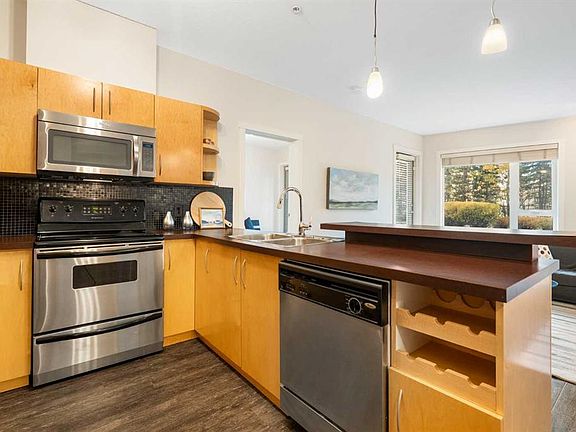 5th image of 69 W Springborough Ct SW #127