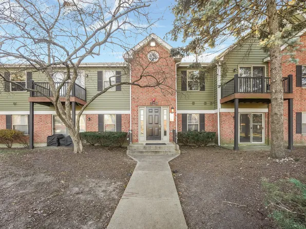 1543 Raymond Dr APT 104, Naperville, IL 60563