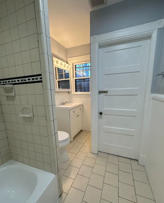 2 bed, 9999 sqft, $2,600 — Photo 4