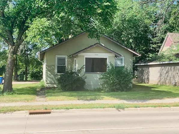 1117 6th St, Brookings, SD 57006