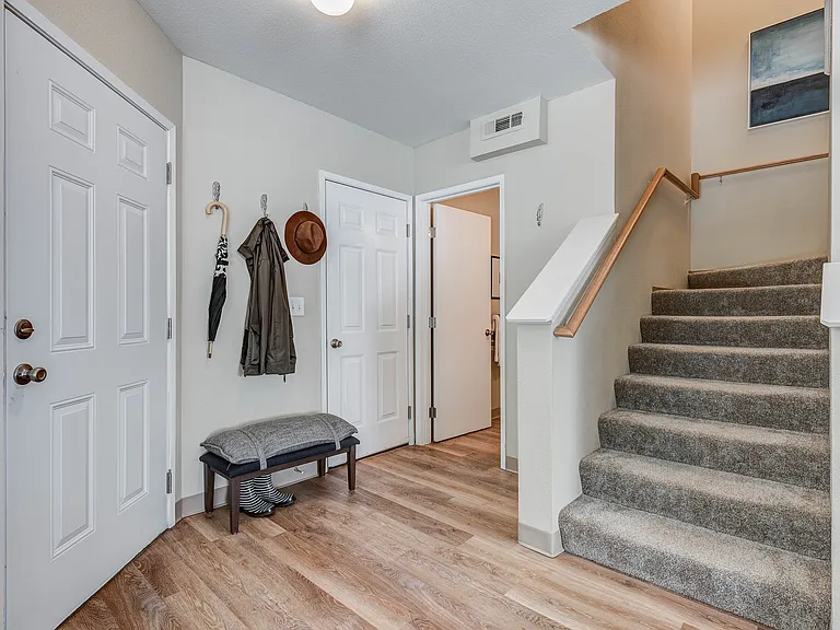 Carrolls Creek Landing Townhomes — Photo 11