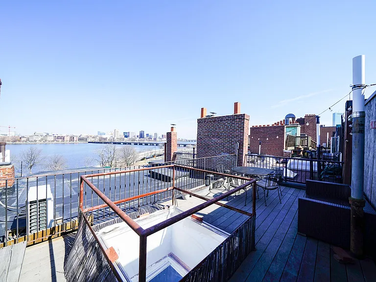 39 Bay State Rd #5 — Photo 10