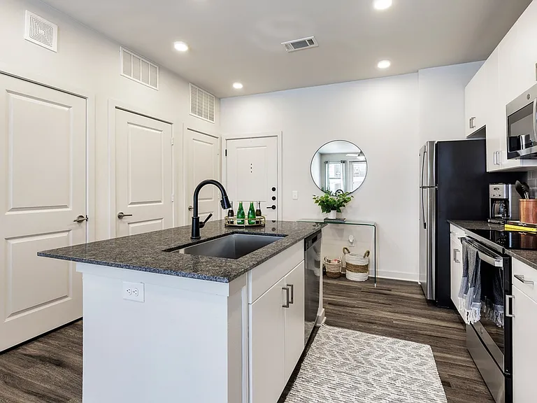 Album Benbrook Model Kitchen