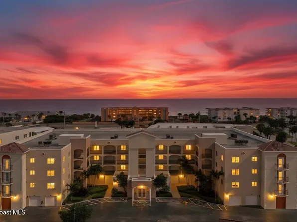 121 Lancha Cir Unit 206, Indian Harbour Beach, FL 32937