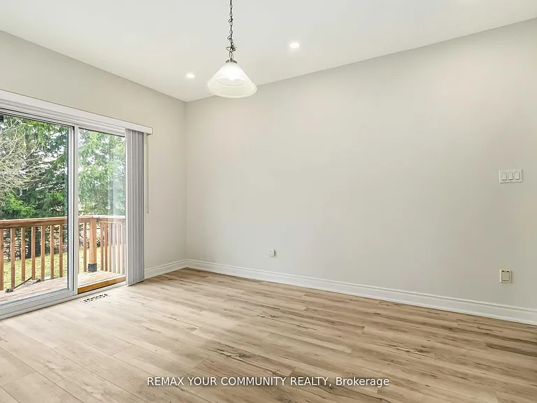 120 Shaftsbury Ave — Photo 15