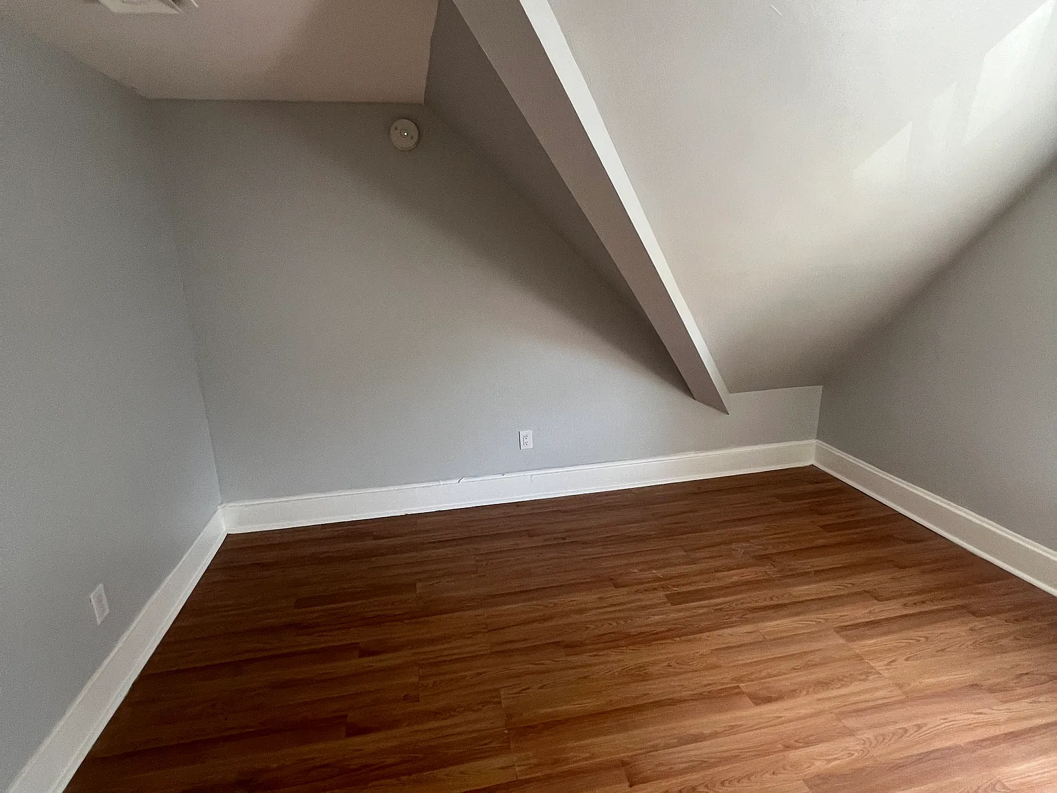 2 bed, 800 sqft, $1,700 — Photo 3