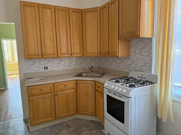 157 Cedar Ave APT 2, Staten Island, NY 10305