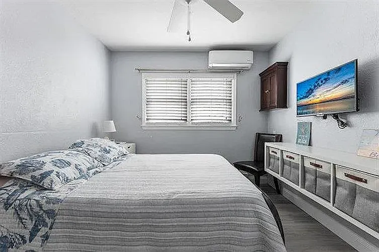 301 E Lavender Rd #B — Photo 13