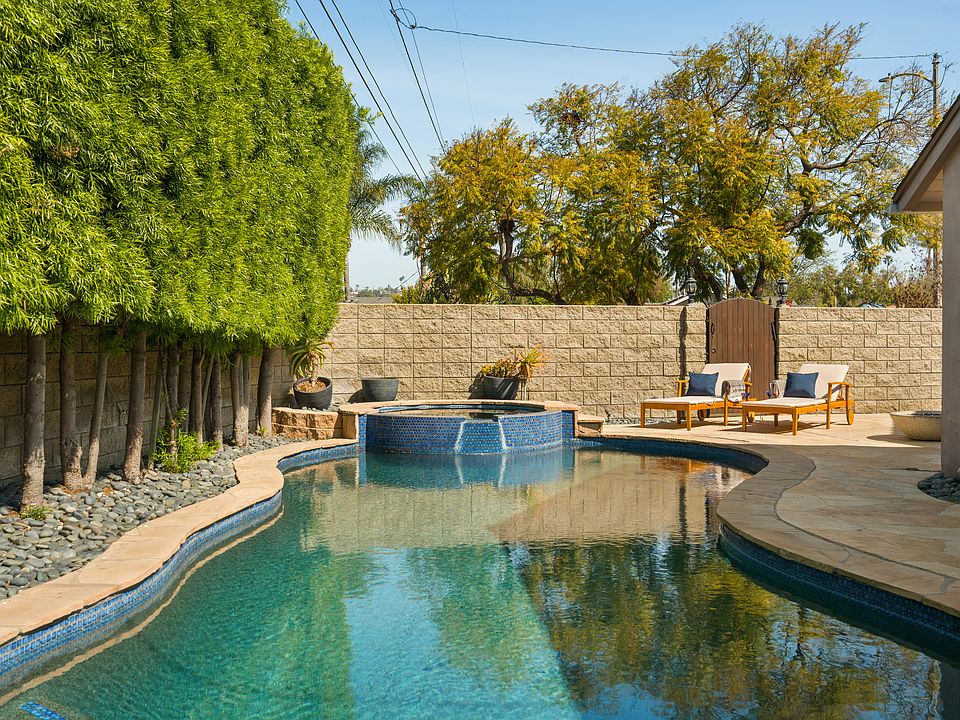 6213 S Corning Ave, Los Angeles, CA 90056 | Zillow