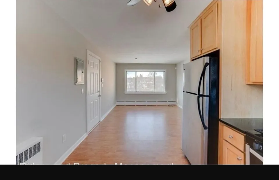 Great St. Paul Two-Bedroom Condo Available Now! — Photo 3