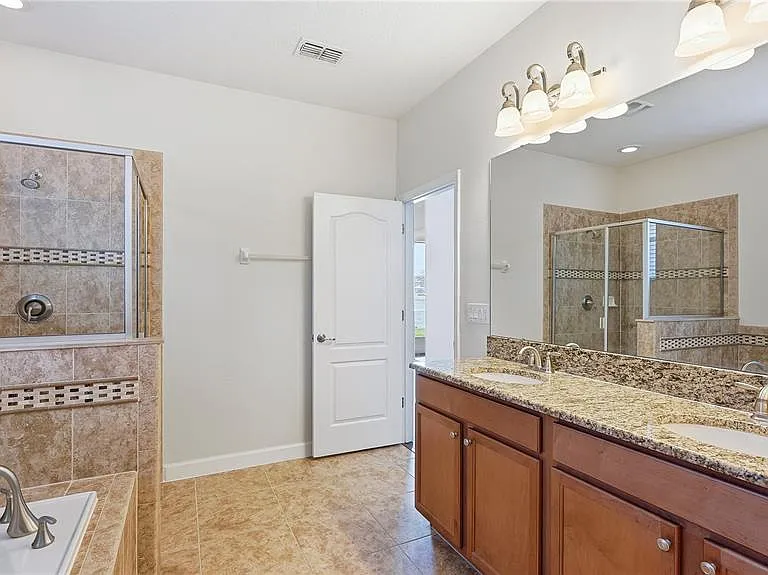 3053 Youngford St — Photo 30