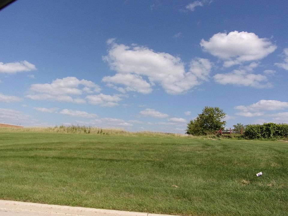 1st image of 1911 GATEWAY DRIVE