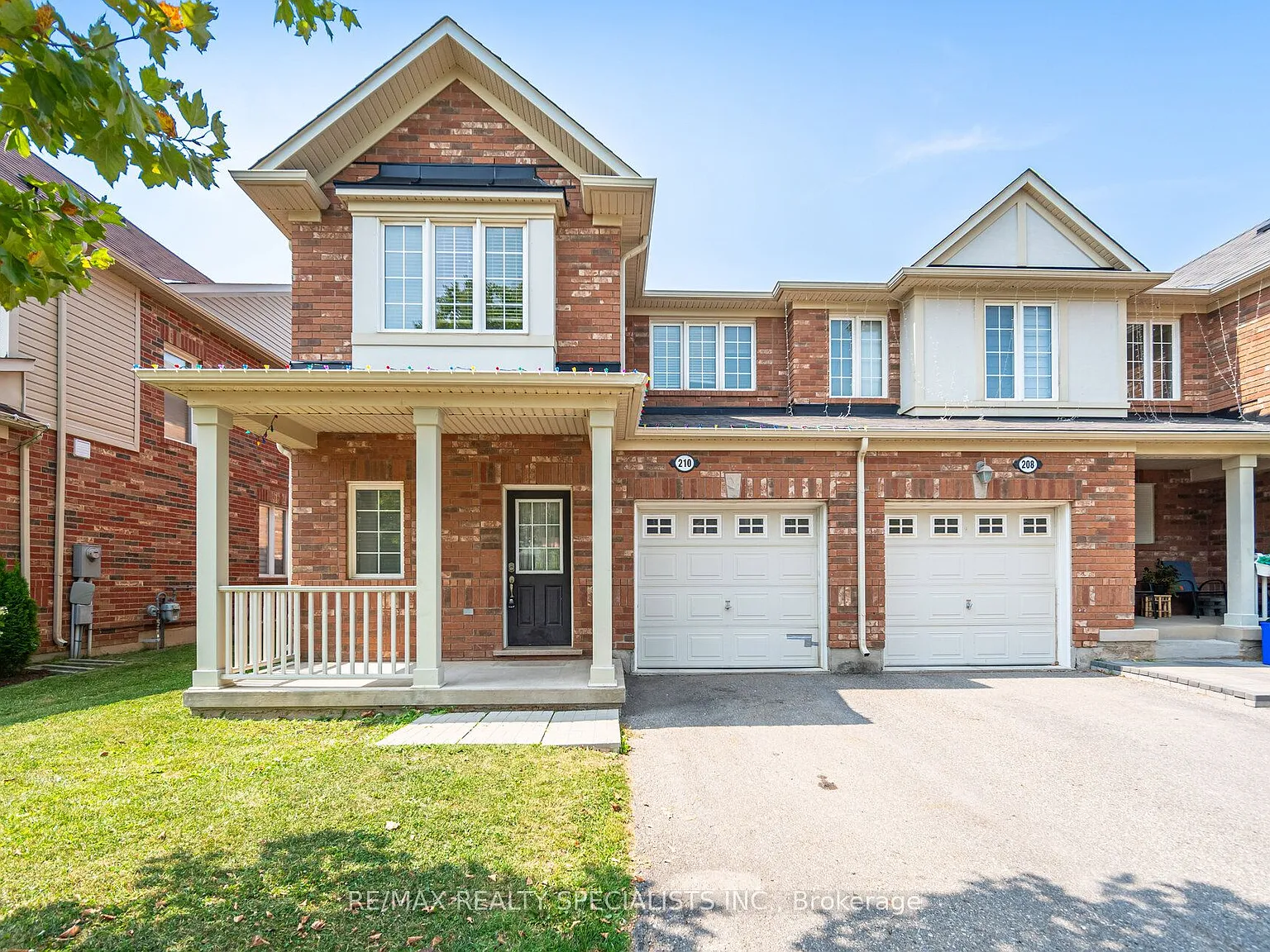 3 bed, $3,180 — Photo 2