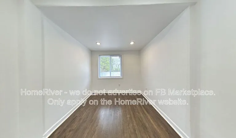 10046 S Perry Ave — Photo 10