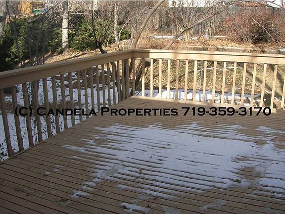 19 x 12 Deck off kitchen