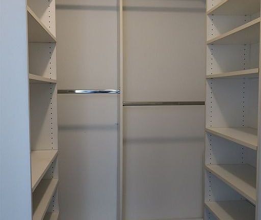walk-in closet