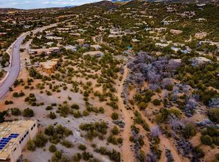 697 Gonzales Rd, Santa Fe, NM 87501