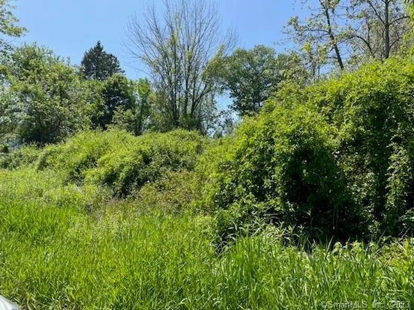 9 Visconti Avenue, Plymouth, CT 06782