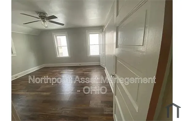 Building Photo - 3111 Walton Ave #DOWN