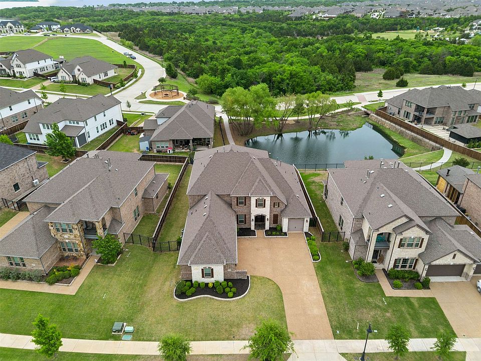 1st image of 1429 Eminence Ln